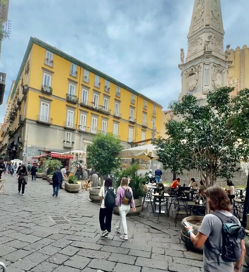 Hub Borgo San Domenico Daire Napoli 0*,